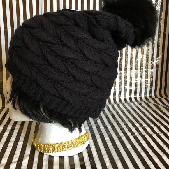 Ugg Shearling Pom-Pom Cable Knit Beanie - Picture 7 of 9